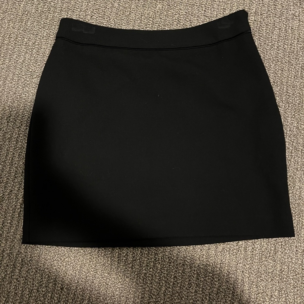 Aritzia Babaton Classic Black Mini Skirt